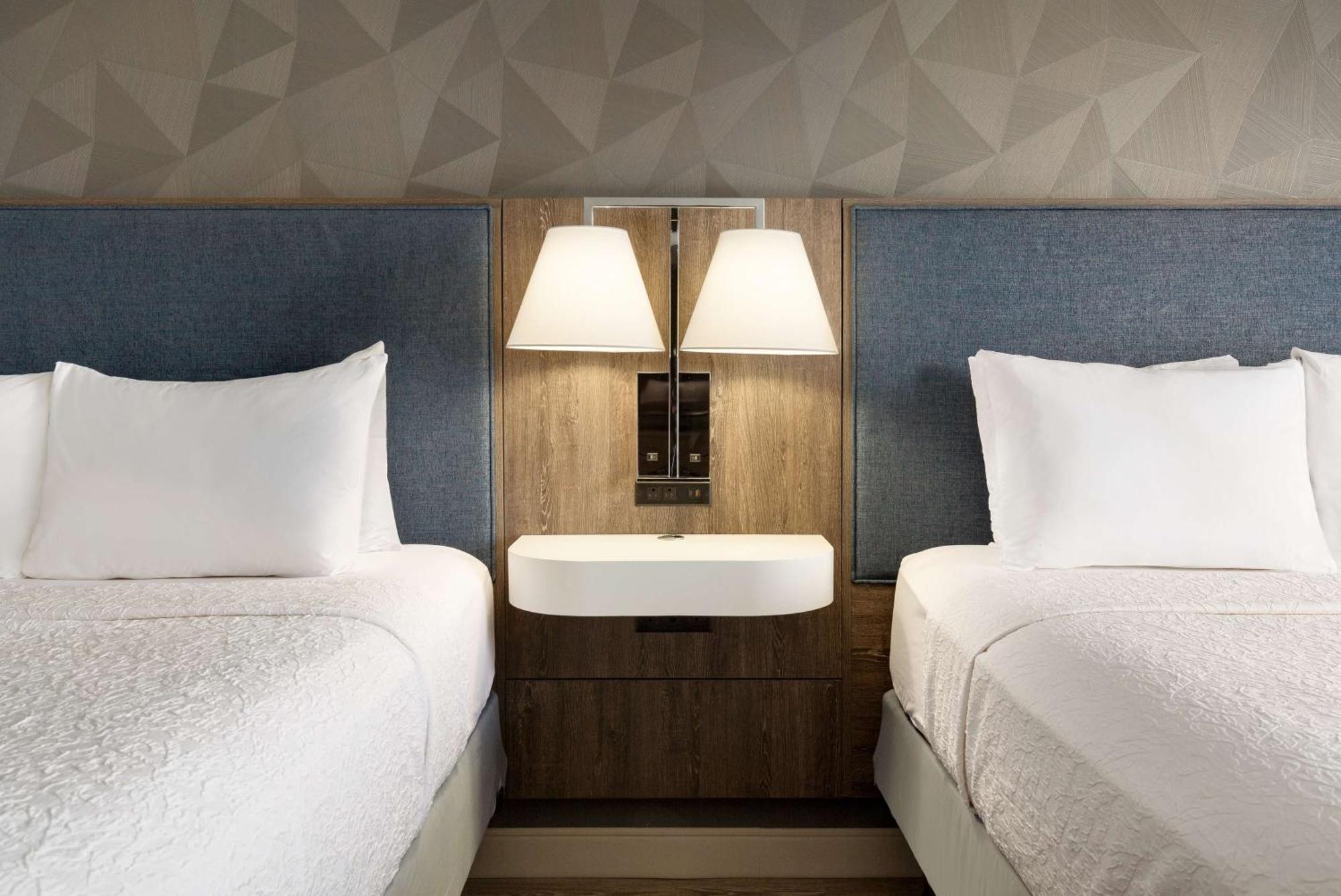 Hampton Inn By Hilton Napanee Greater Napanee Bagian luar foto