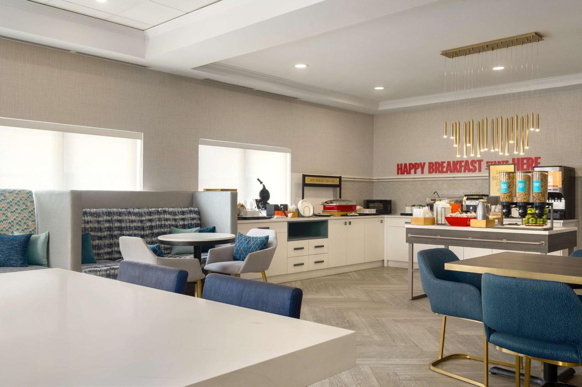 Hampton Inn By Hilton Napanee Greater Napanee Bagian luar foto